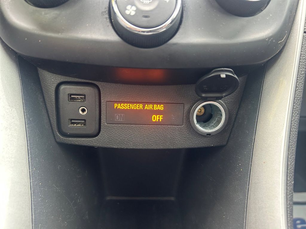 Used Car 2022 Chevrolet Trax  Ls For Sale Under $20,000 In Floresville, Texas