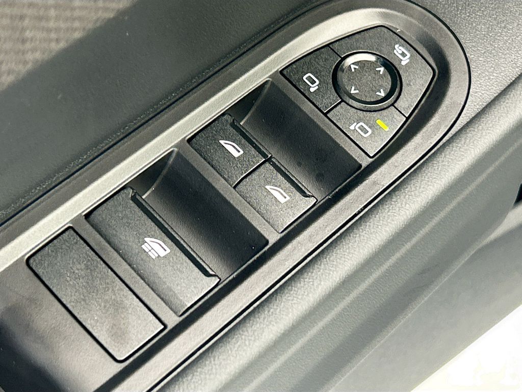 Thumbnail: 2026 MINI Cooper - 21