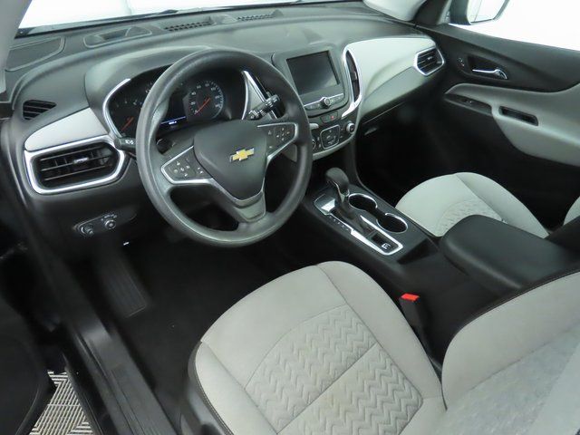 Thumbnail: 2022 Chevrolet Equinox - 9