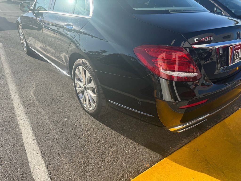 Thumbnail: 2018 Mercedes-Benz E-Class - 5