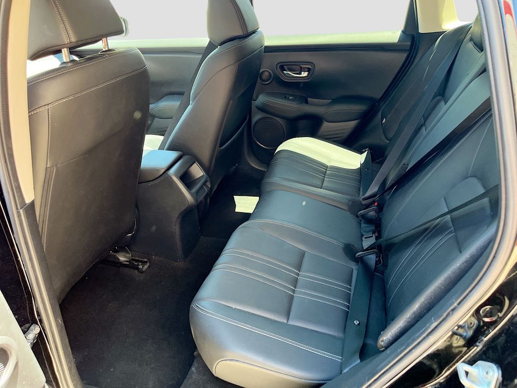 Used 2024 Black Honda EX-L image 25