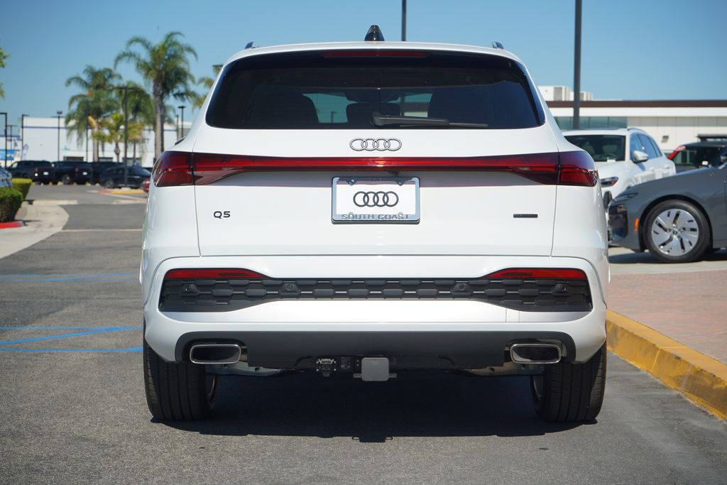 Thumbnail: 2025 Audi Q5 - 4
