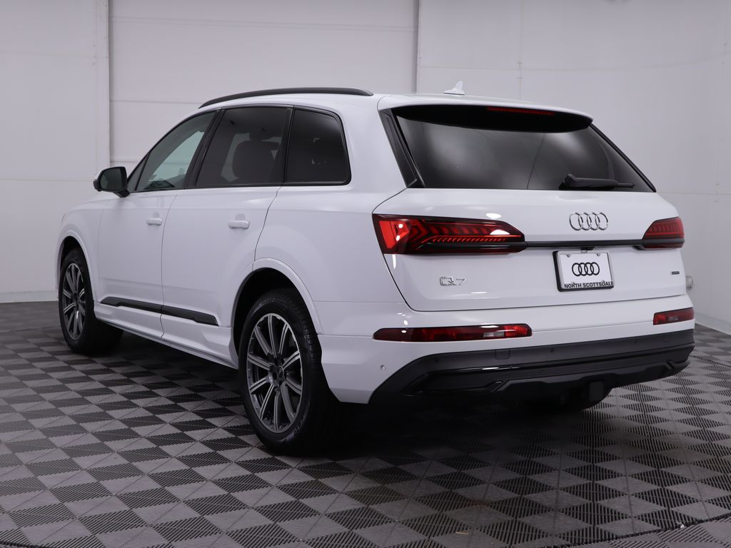 2024 Audi Q7 Premium Plus 8