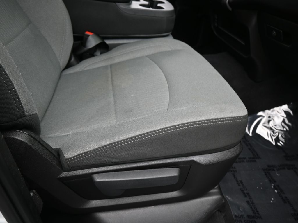 Used 2024 Bright White Clearcoat Ram Big Horn image 38