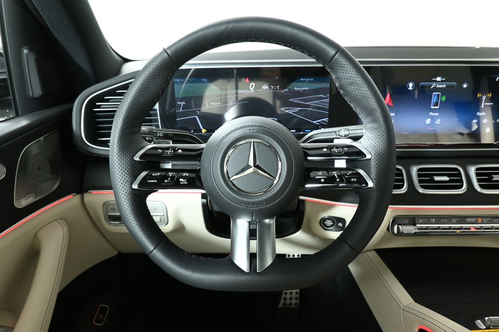 2025 Mercedes-Benz GLS 450 4MATIC 17