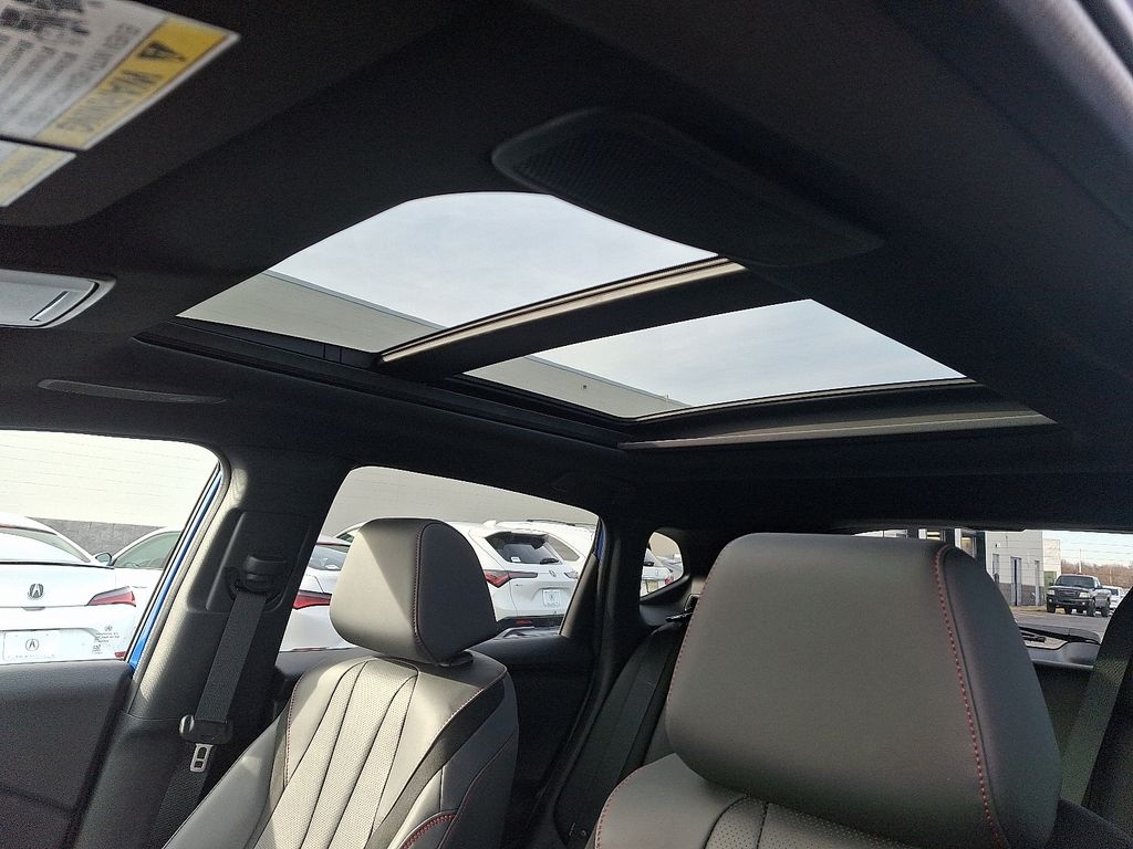 Thumbnail: 2025 Acura ADX - 15