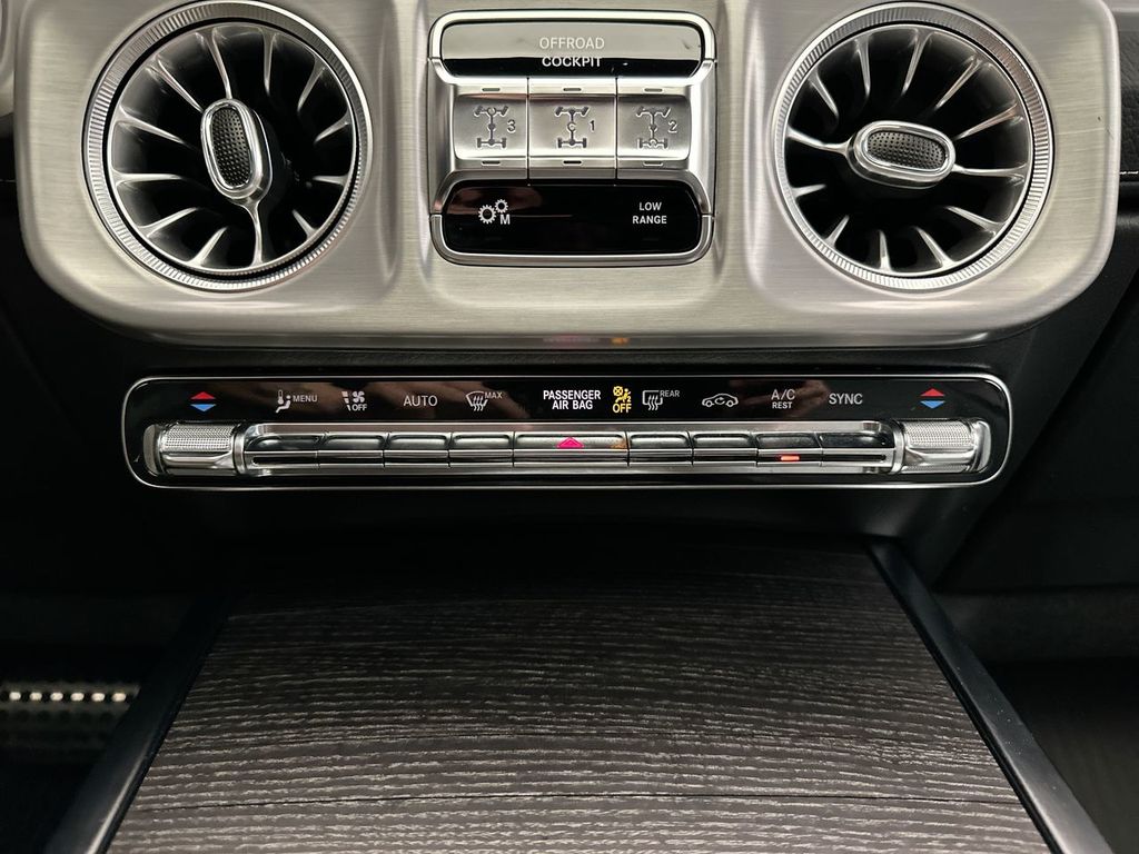 Thumbnail: 2025 Mercedes-Benz G-Class - 13
