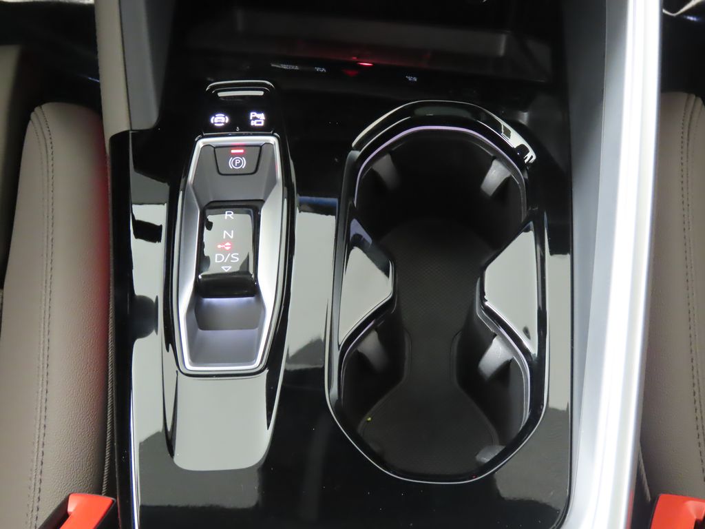 Thumbnail: 2025 Audi Q5 - 20