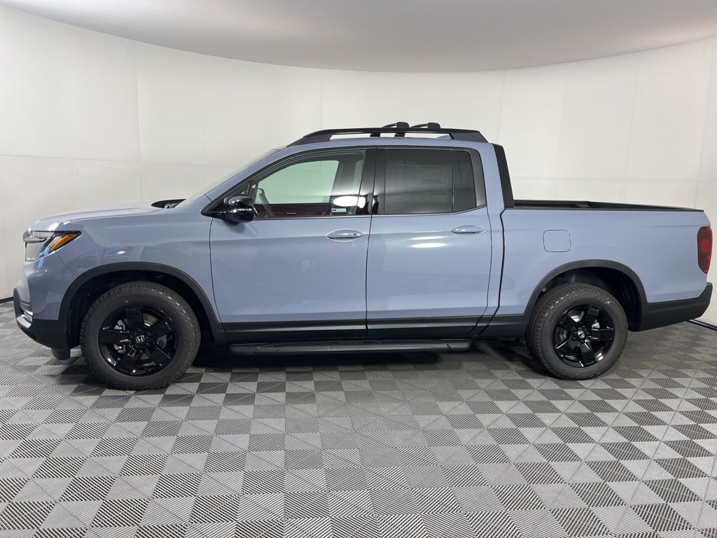 2025 Honda Ridgeline Black Edition 2