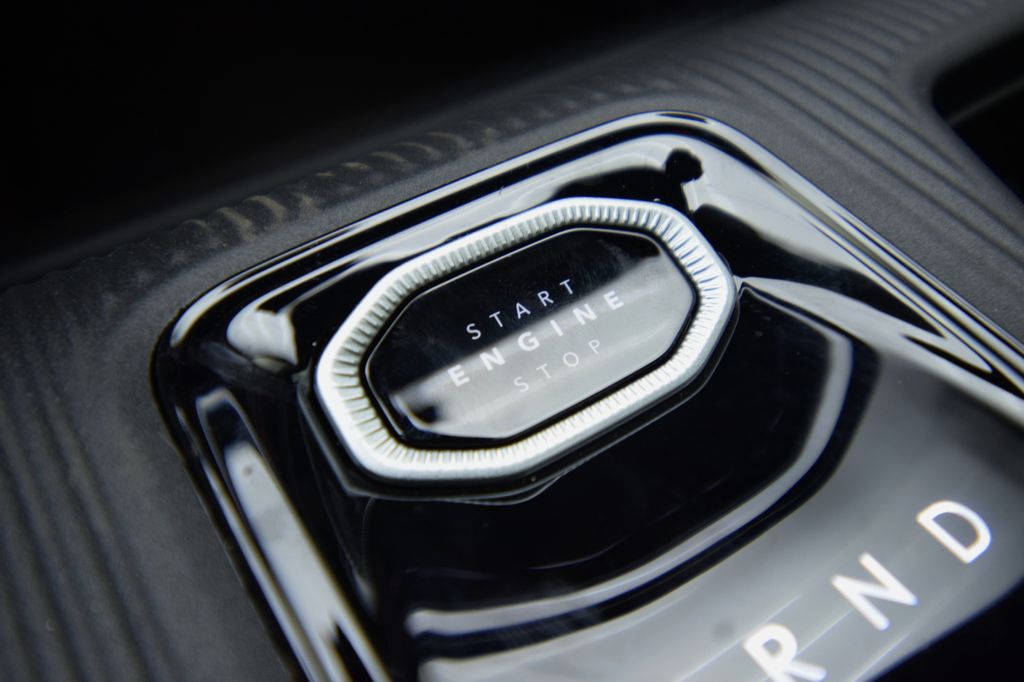 new 2026 Jeep Cherokee car, priced at $43,610