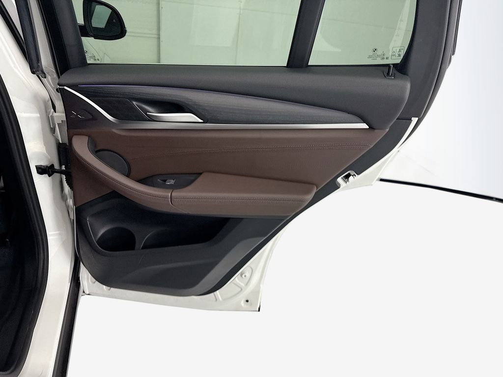 Thumbnail: 2023 BMW X3 - 26