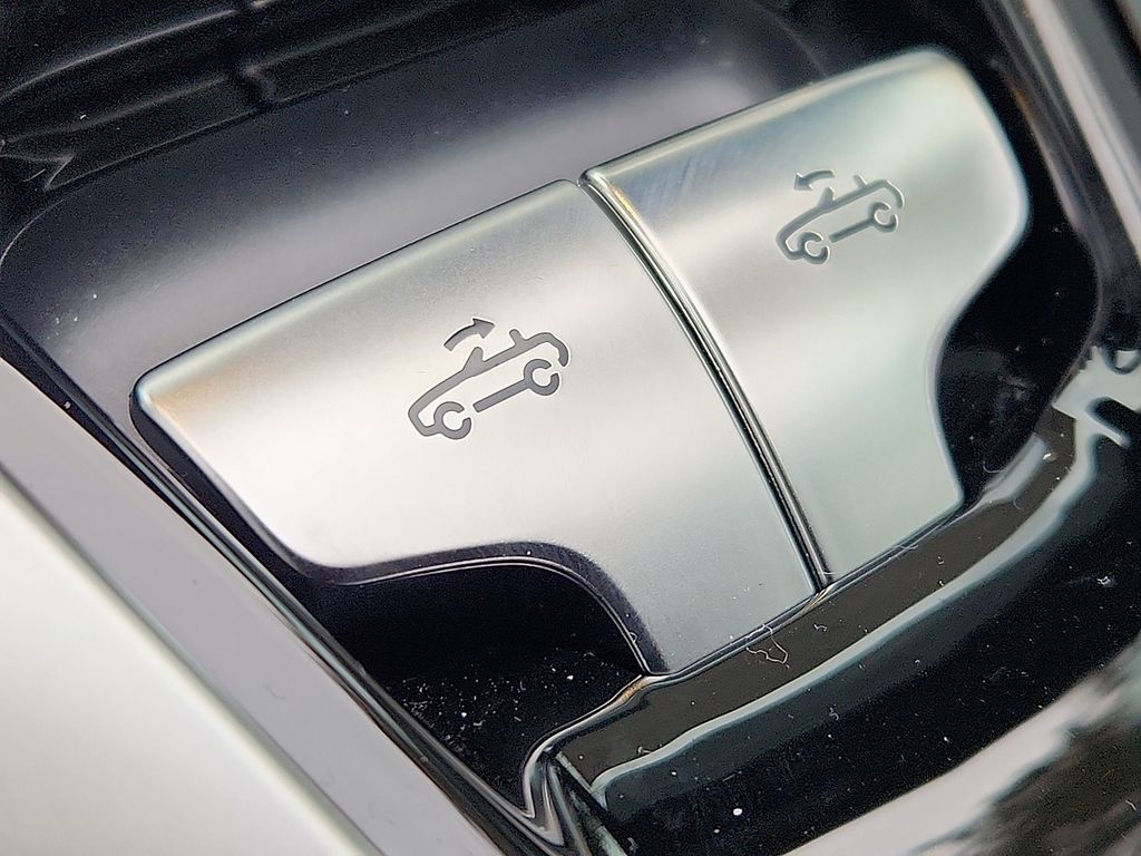 Thumbnail: 2026 Mercedes-Benz SL-Class - 15