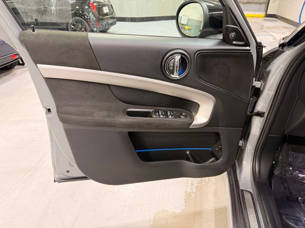 Thumbnail: 2023 MINI Cooper Countryman - 10