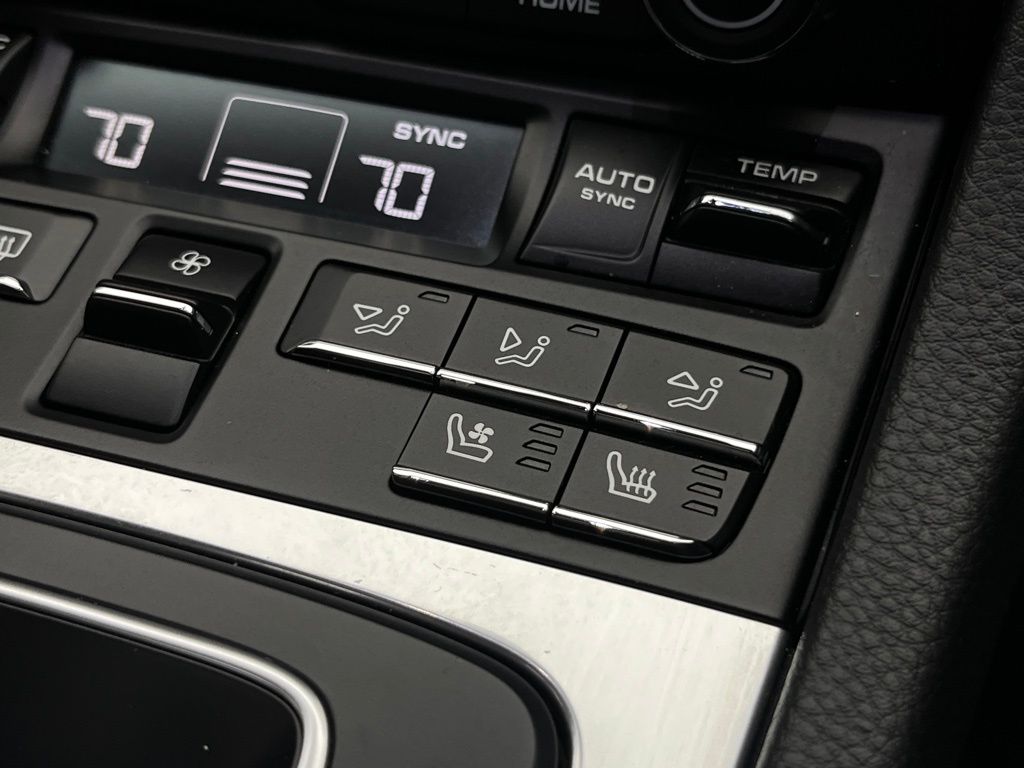 Thumbnail: 2022 Porsche 718 Cayman - 19