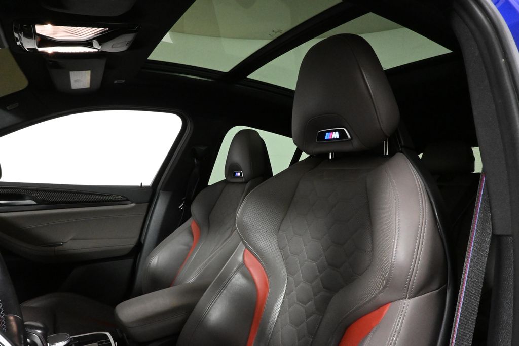 Thumbnail: 2023 BMW X4 - 4