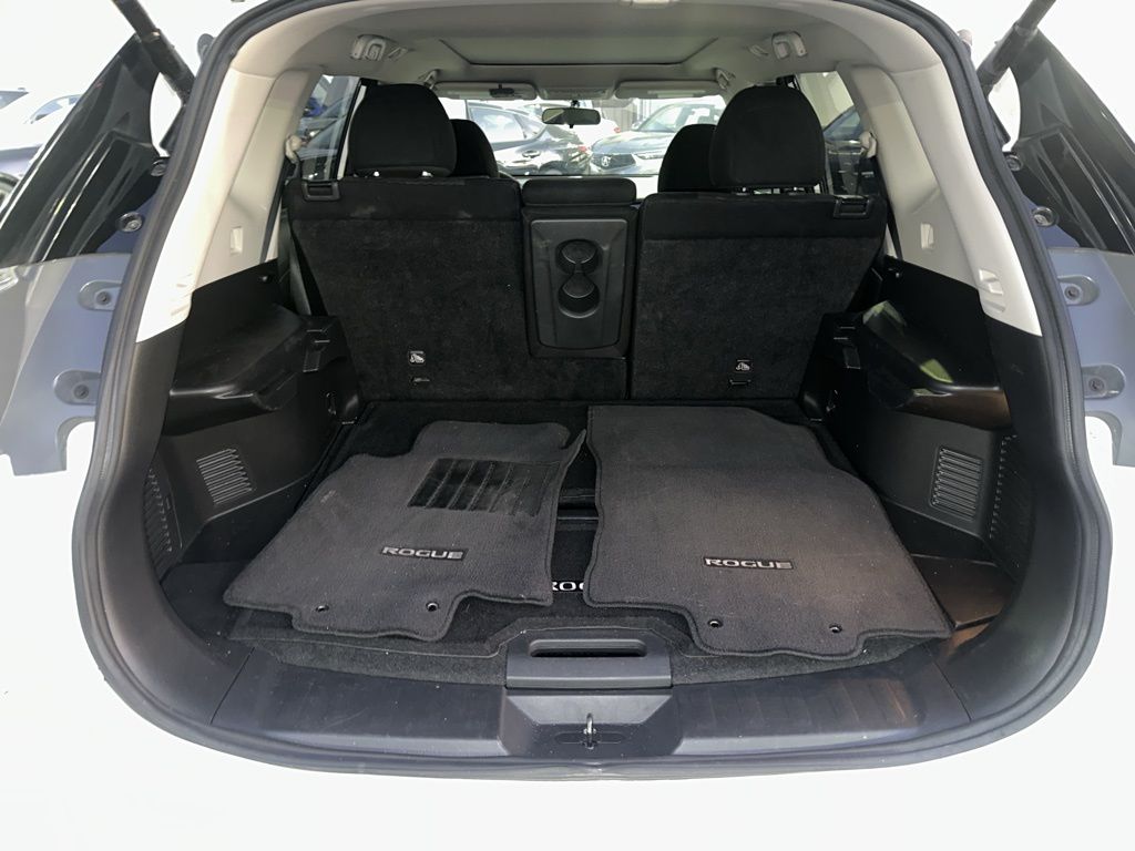 Thumbnail: 2015 Nissan Rogue - 6