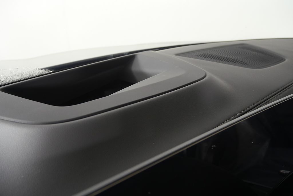 Thumbnail: 2026 BMW X5 - 19