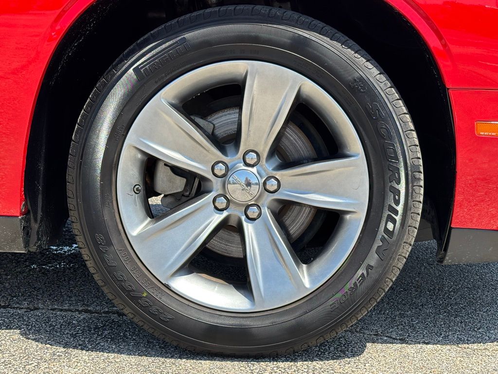 2023 Dodge Challenger SXT photo