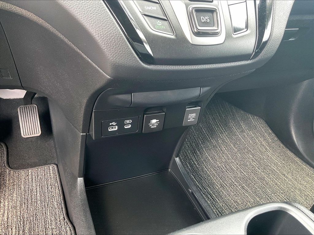 2025 Honda Odyssey — photo 27