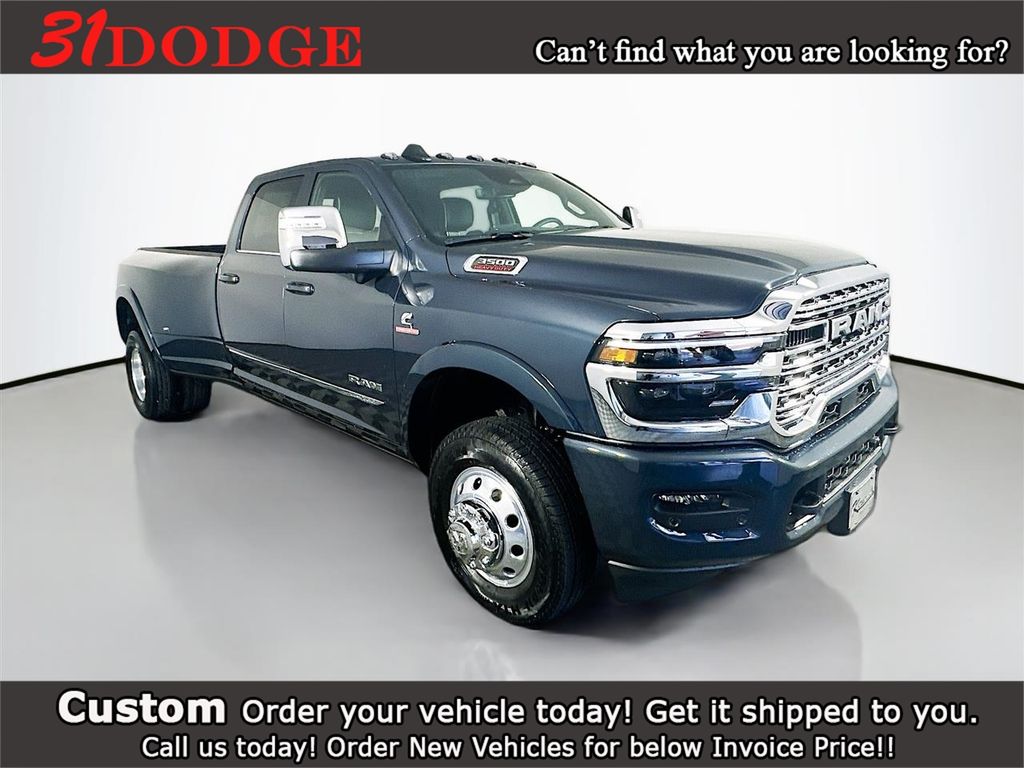 2025 RAM 3500 Limited Crew Cab LB DRW 4WD