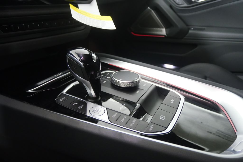 Thumbnail: 2026 BMW Z4 - 19