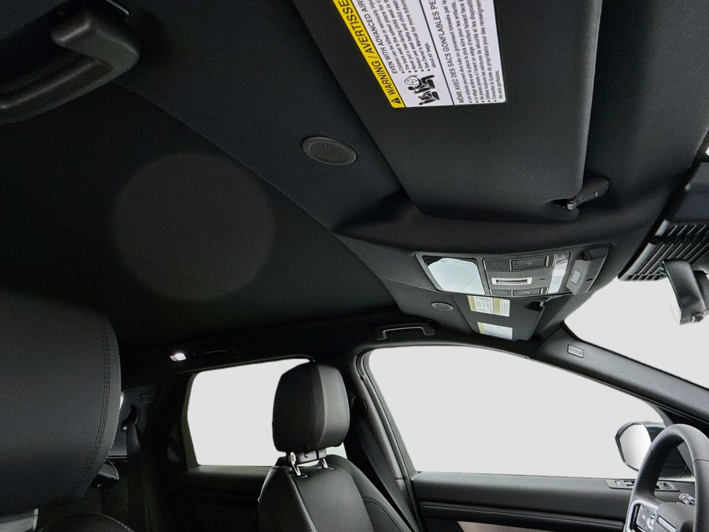 Thumbnail: 2026 Land Rover Discovery Sport - 17
