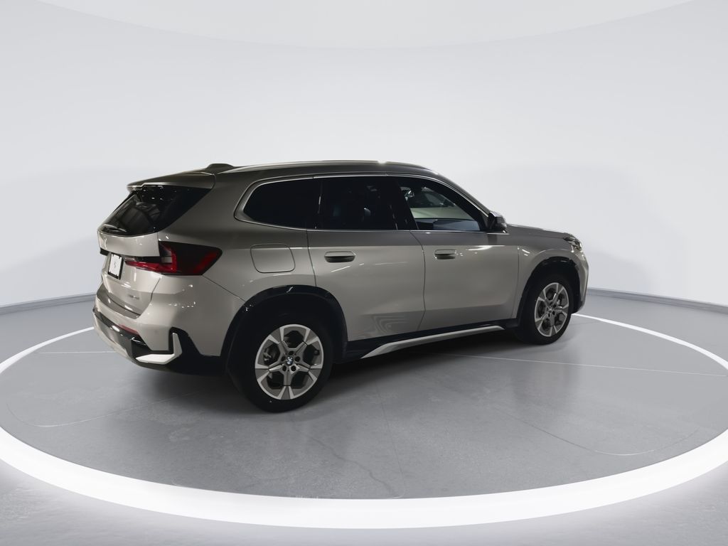 Thumbnail: 2026 BMW X1 - 8