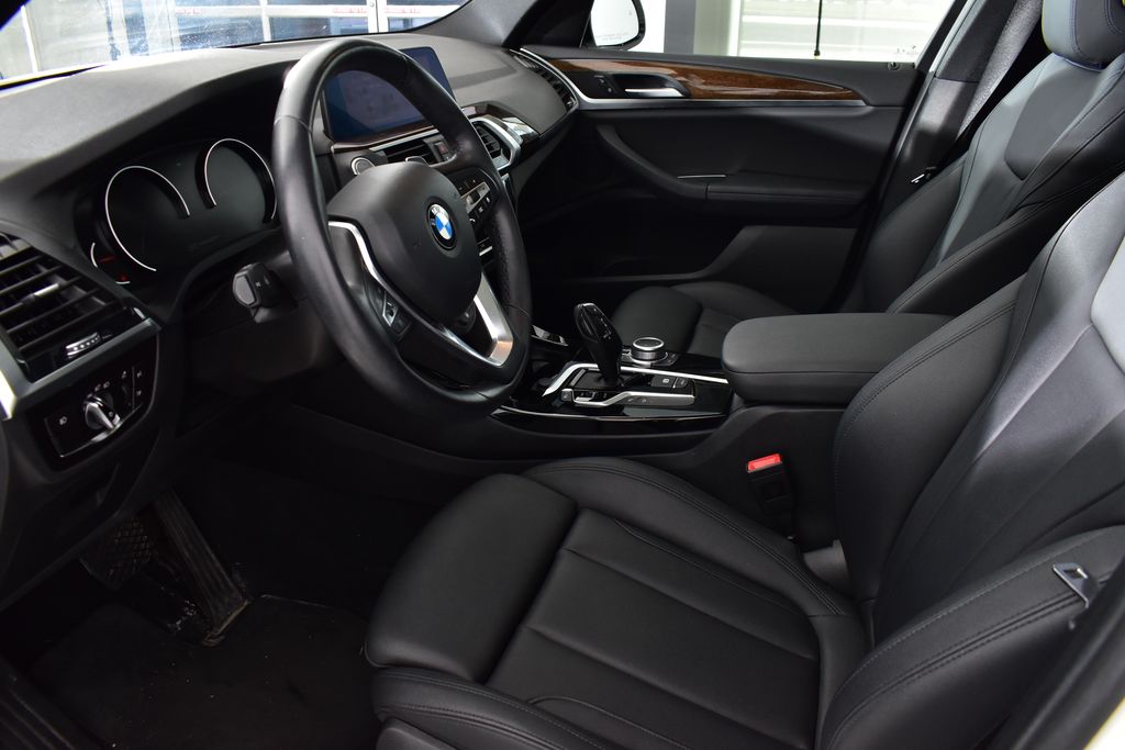 Thumbnail: 2021 BMW X3 - 13