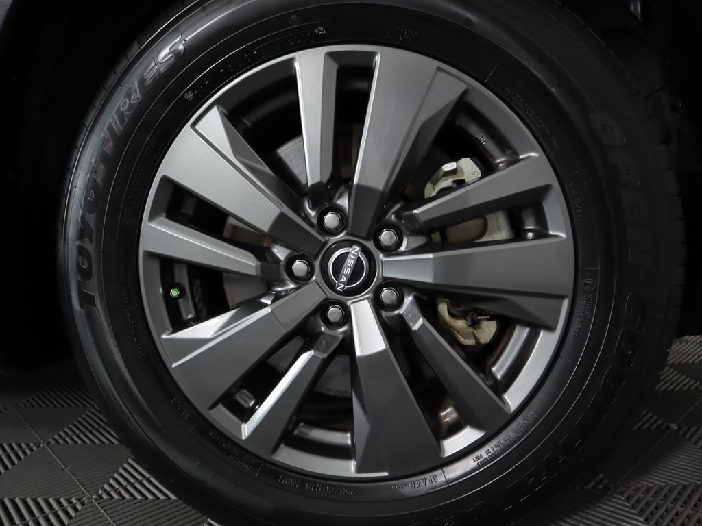 Thumbnail: 2022 Nissan Pathfinder - 32