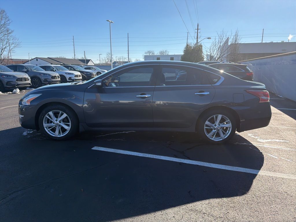 Thumbnail: 2013 Nissan Altima - 2