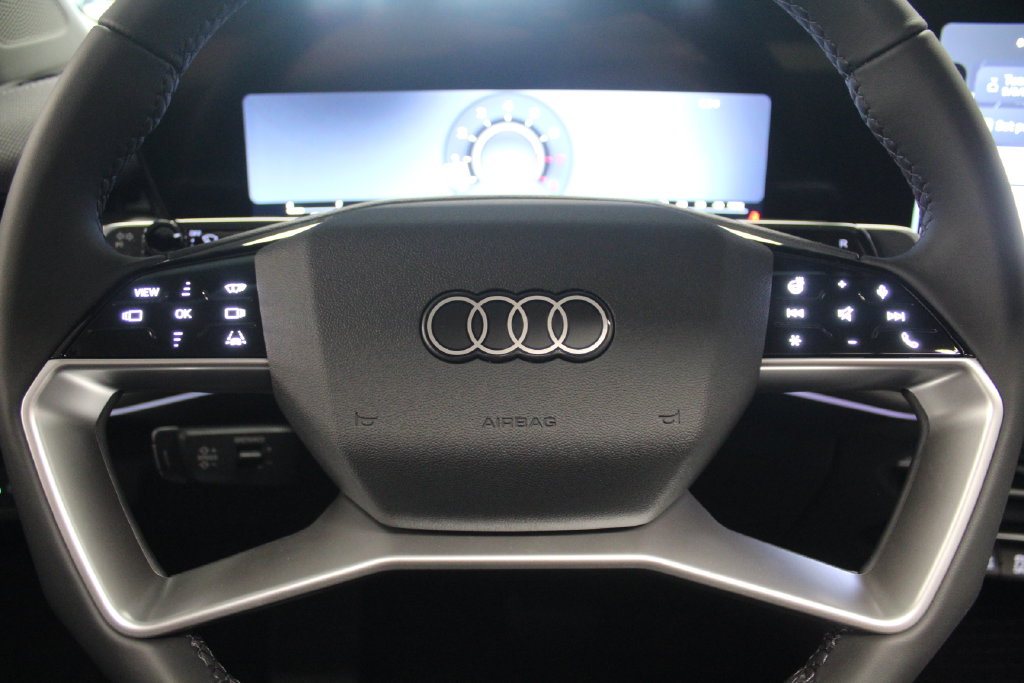 Thumbnail: 2026 Audi Q3 - 24