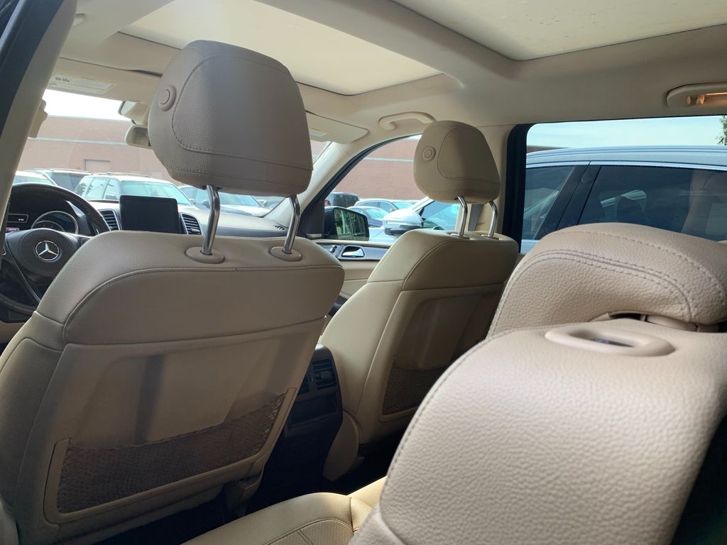 Thumbnail: 2018 Mercedes-Benz GLS - 16