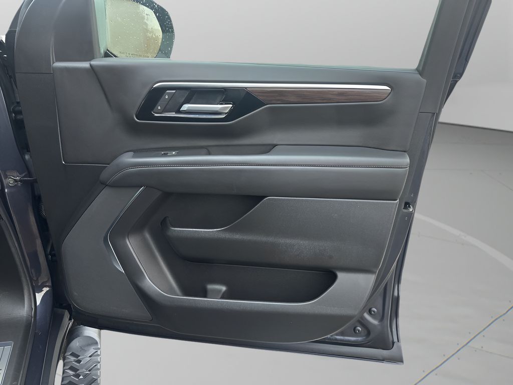 Used Car 2025 Chevrolet Tahoe  Z71 For Sale Under $70,000 In Austin, Texas