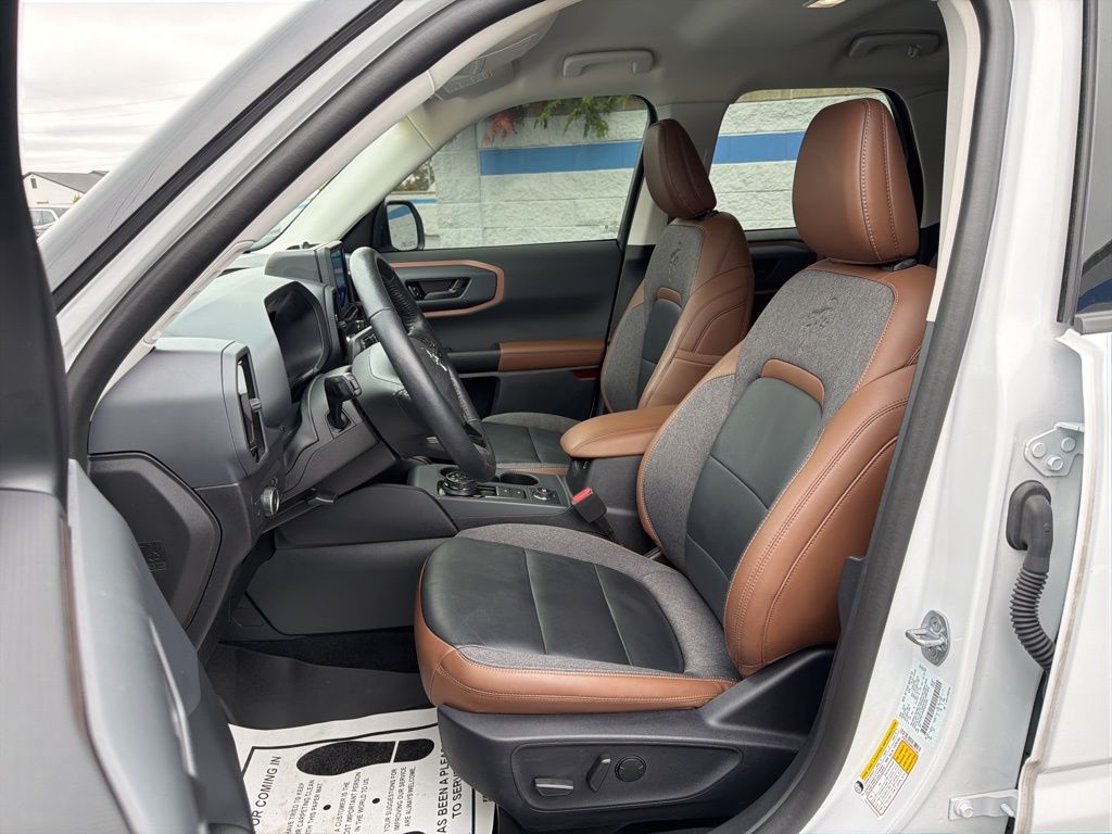 Thumbnail: 2022 Ford Bronco Sport - 17