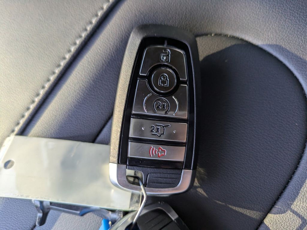 2025 Ford Expedition Platinum MAX