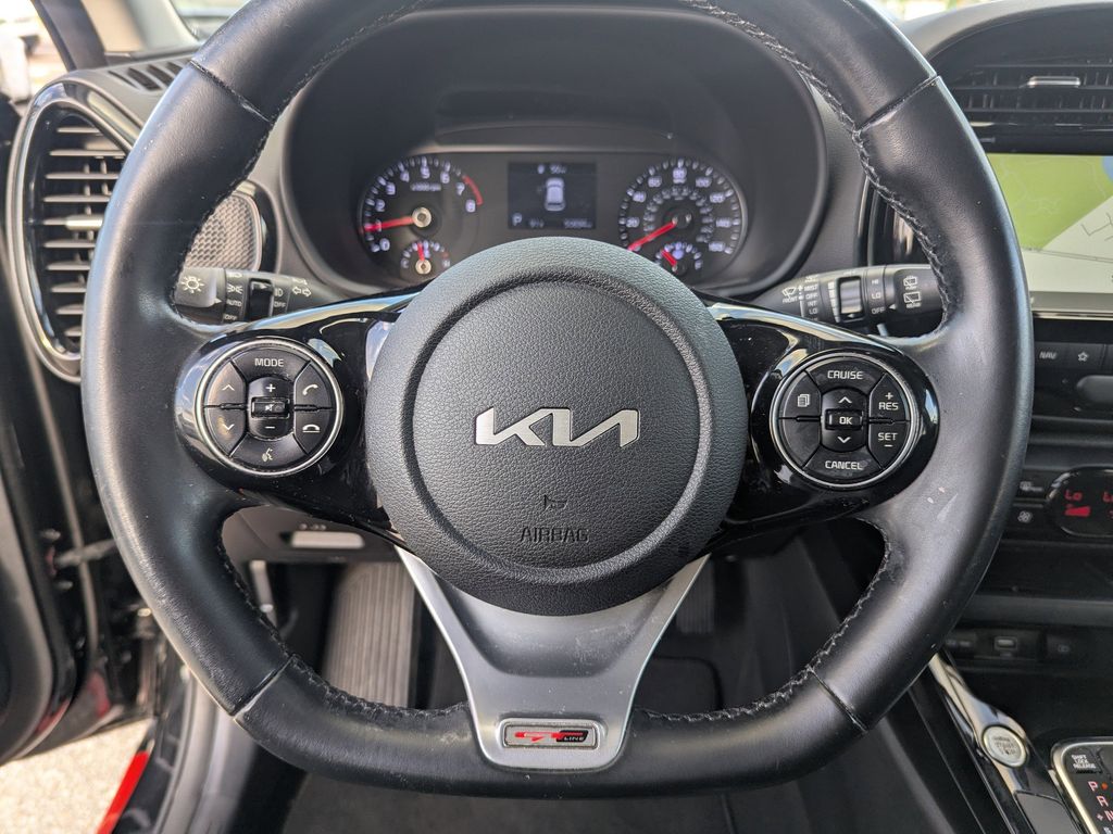 used 2022 Kia Soul car, priced at $16,292