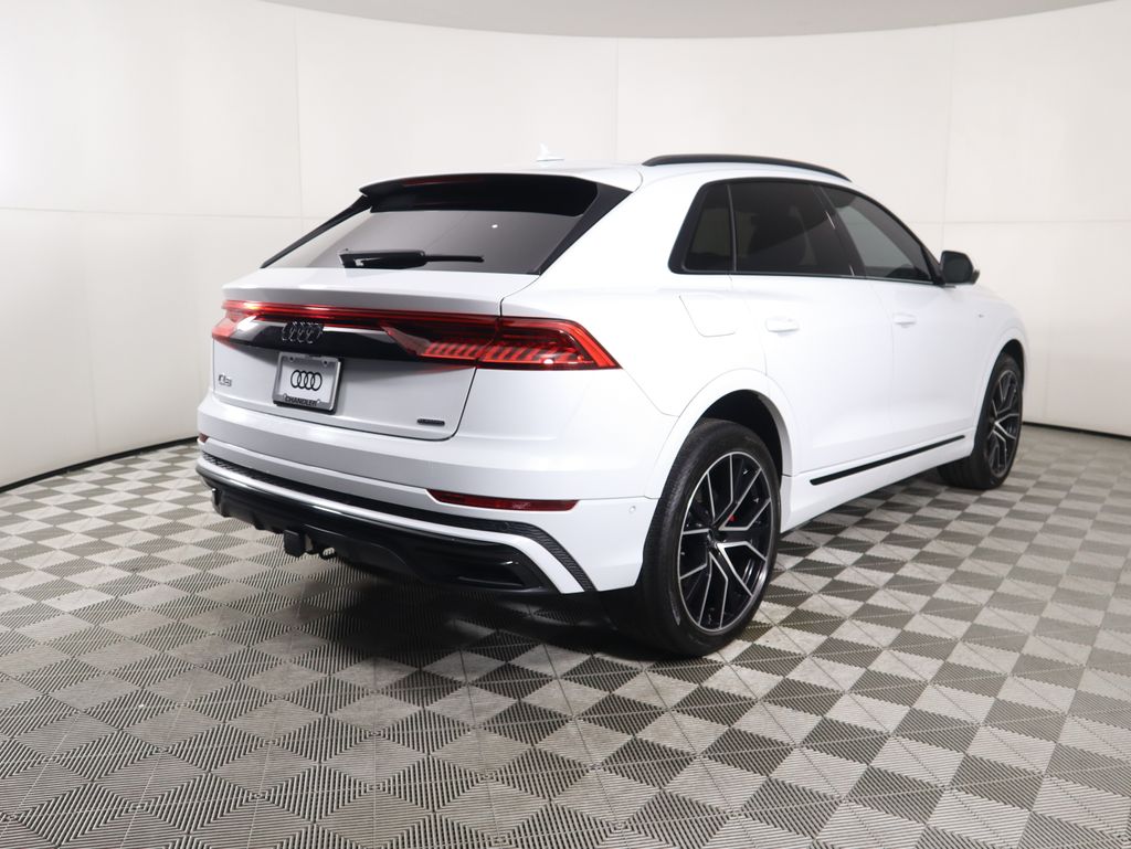 Thumbnail: 2022 Audi Q8 - 5