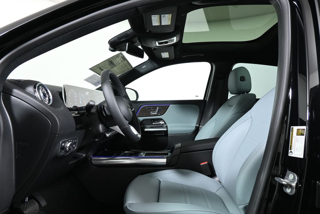 Thumbnail: 2026 Mercedes-Benz GLA - 3