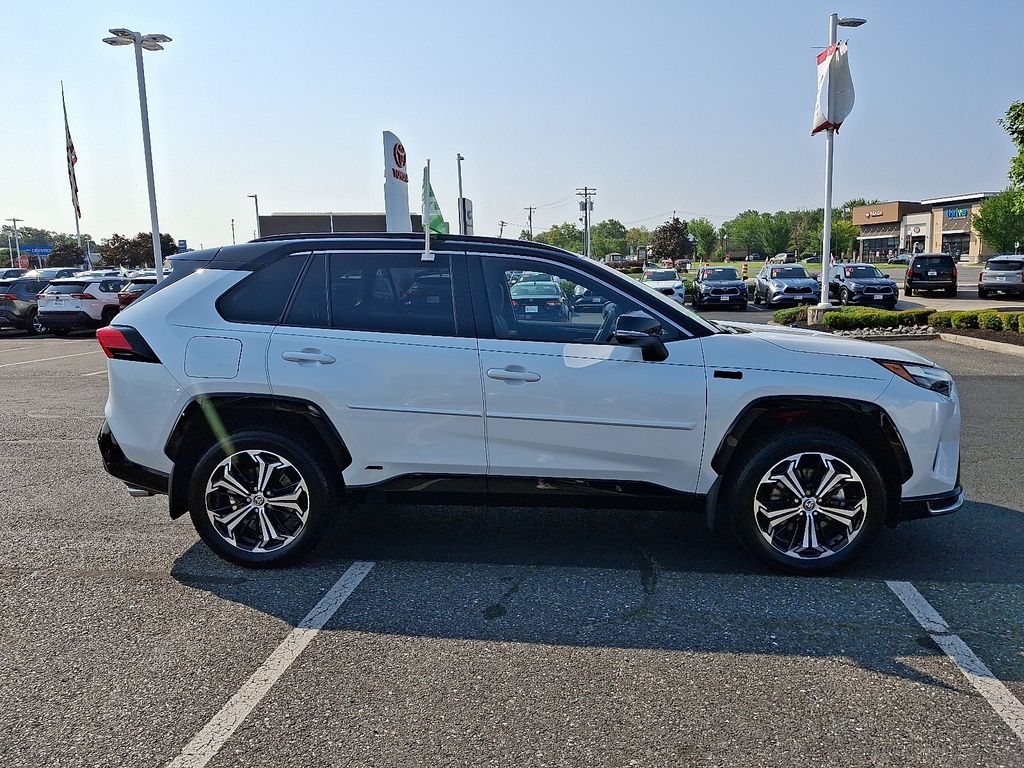 Thumbnail: 2024 Toyota RAV4 - 7