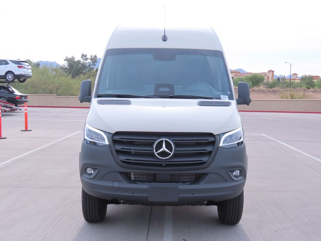 Thumbnail: 2026 Mercedes-Benz Sprinter - 2