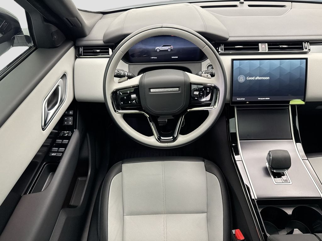 Thumbnail: 2026 Land Rover Range Rover Velar - 10