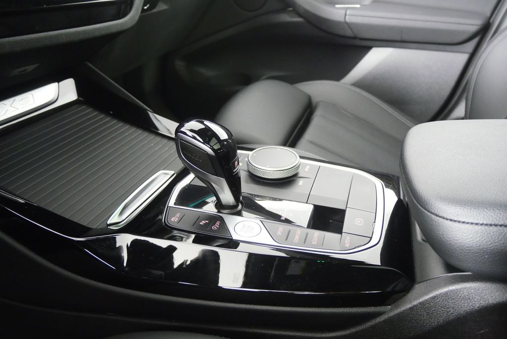 Thumbnail: 2023 BMW X3 - 27