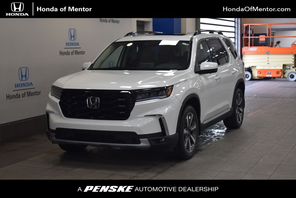 Thumbnail: 2025 Honda Pilot - 1