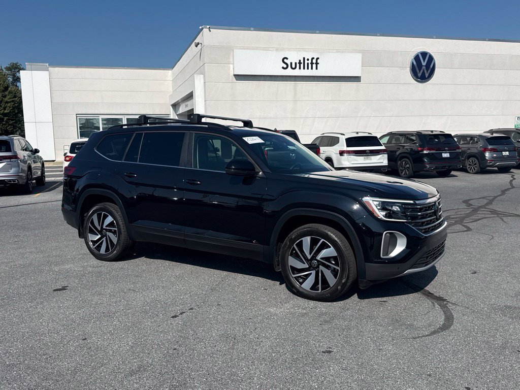2024 Volkswagen Atlas 2.0T SE w/Technology Black at South Hills CDJR