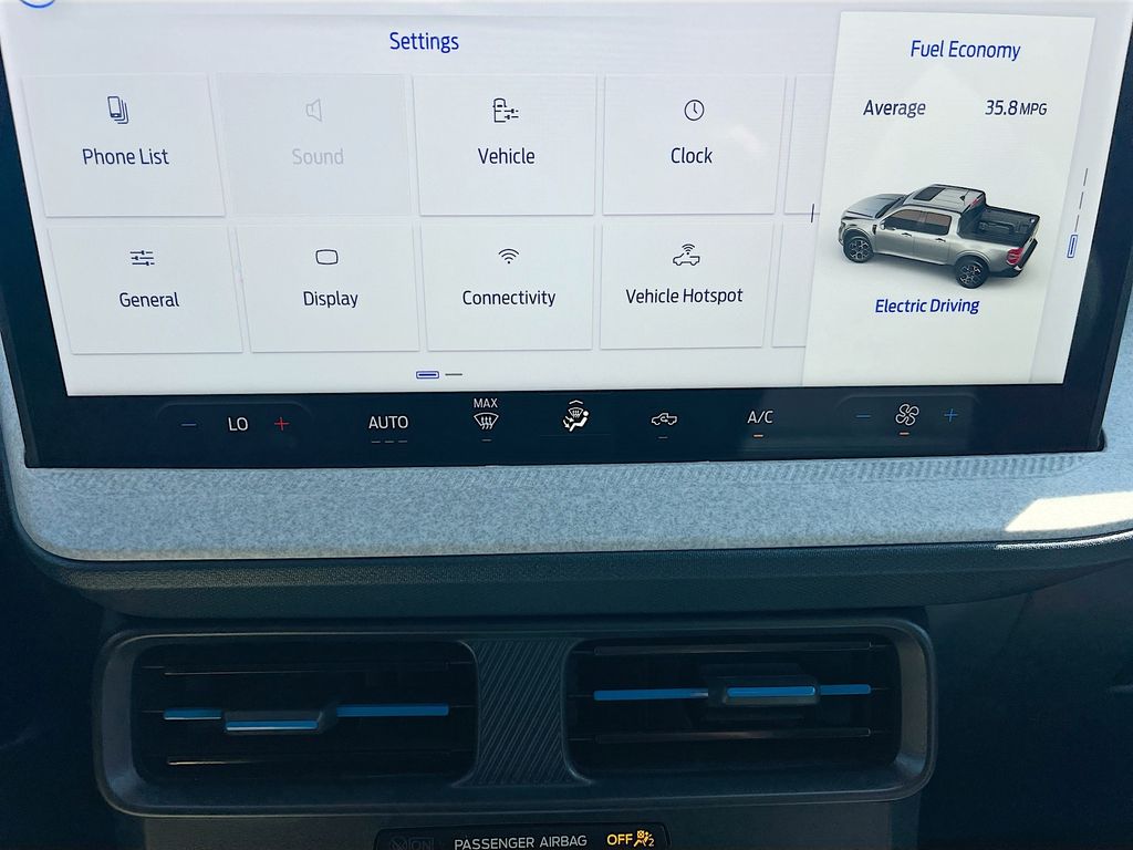 Used 2025 Blue Ford XLT image 15