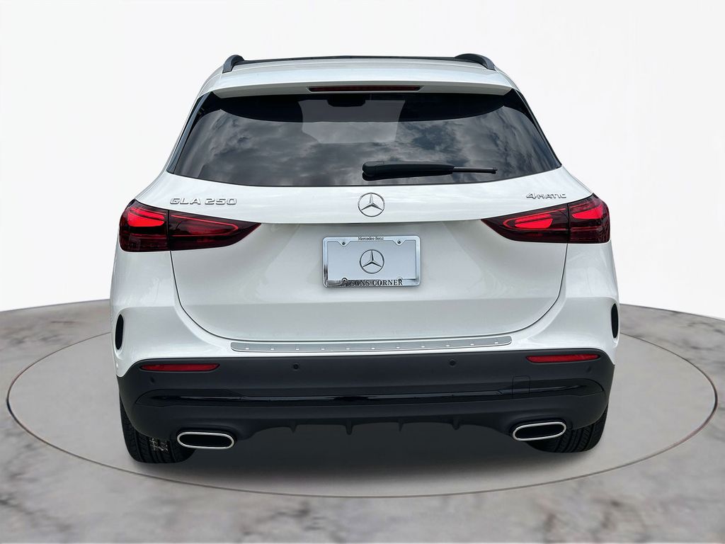 2025 Mercedes-Benz GLA 250 4MATIC 3