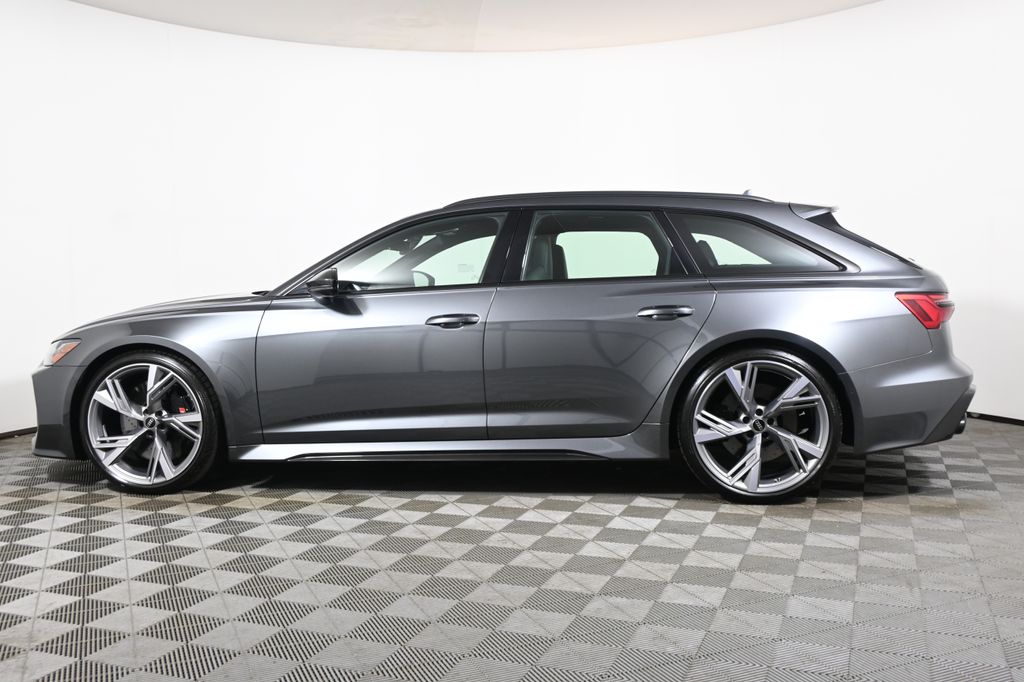 Thumbnail: 2023 Audi RS 6 - 2