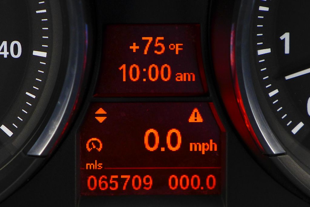 Thumbnail: 2014 BMW Z4 - 32