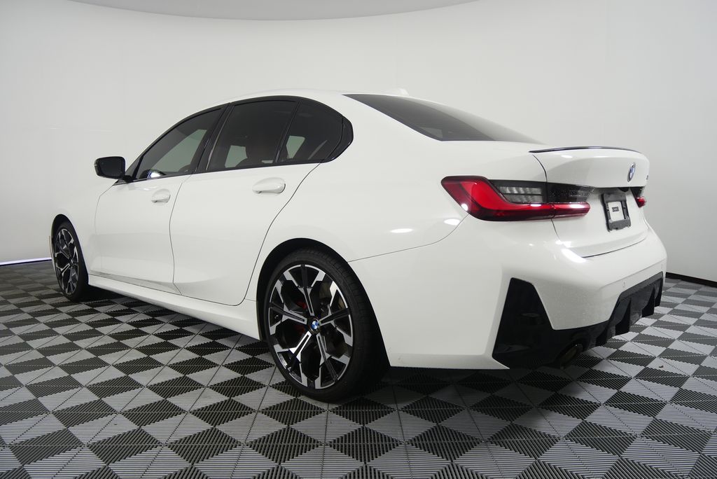 Thumbnail: 2025 BMW 3 Series - 5