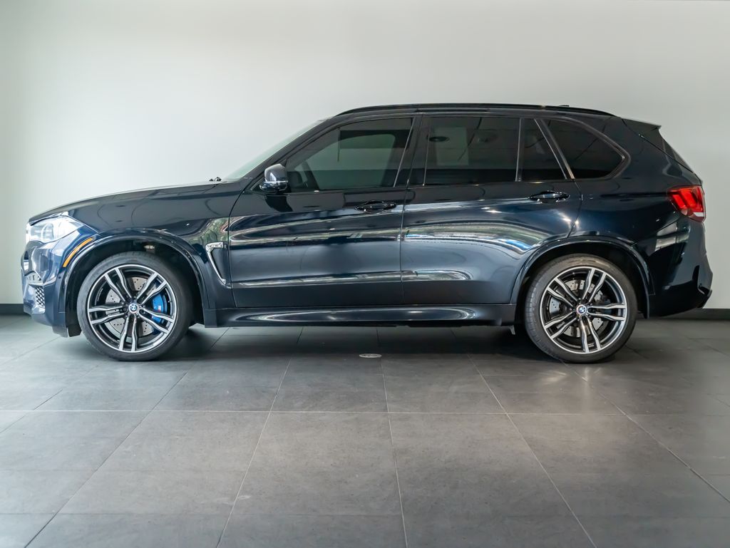 Used 2017 Black BMW  image 2